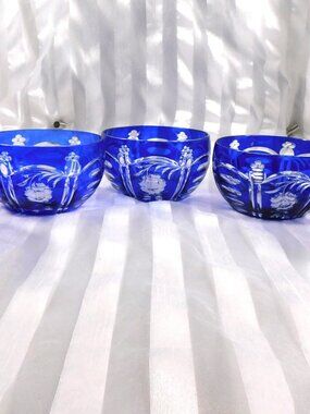 Set of Five Blue Cut to Clear Serving Bowls # 26922